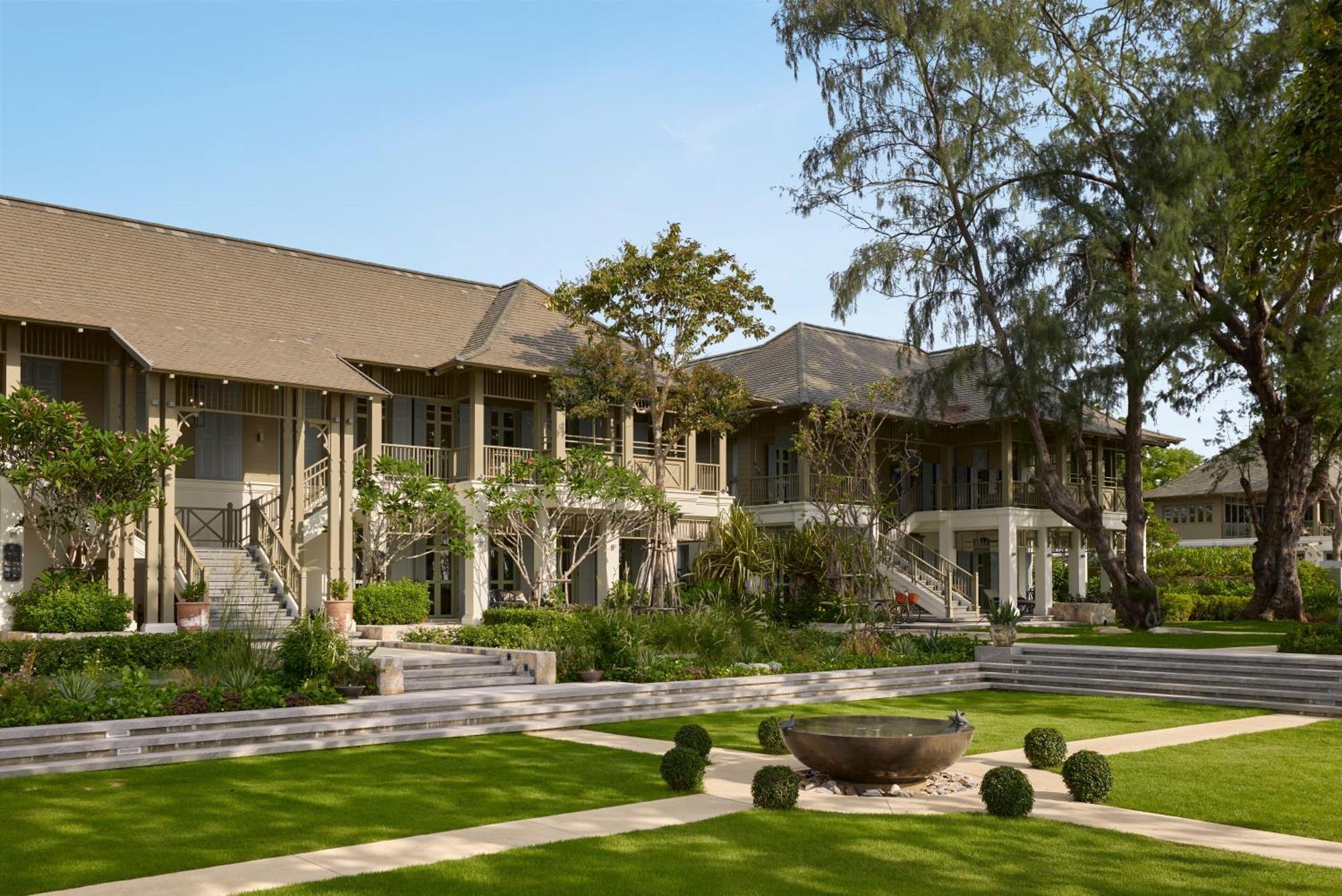 Charras Bhawan Hotel And Residences HHQ Exterior foto